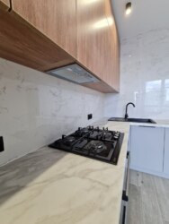 Продаж однокімнатної квартири з стильним ремонтом, кухонними меблями та технікою, центр, 45000$ фото 6